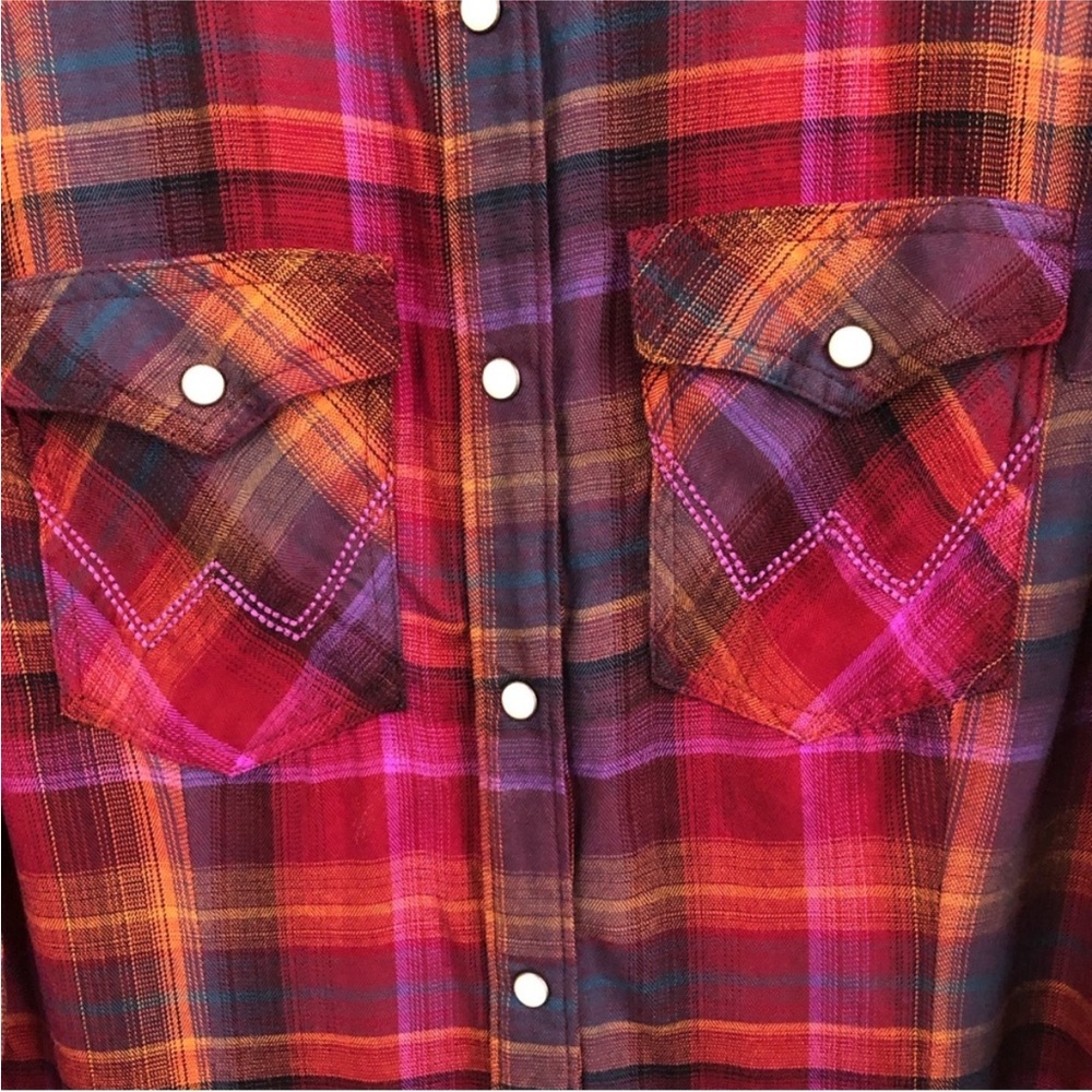 Wrangler | Pearl Snap Retro Flannel Purple Plaid Western Shirt Medium - Picture 6 of 14